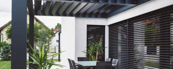 installer pergola ou store